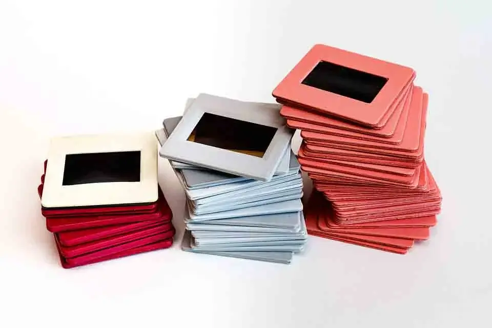 using outdated effects, image editing mistakes