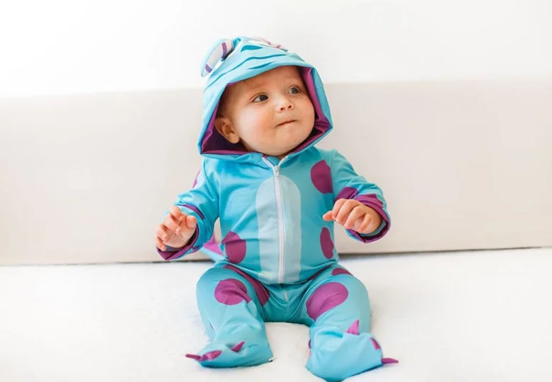 simple newborn photoshoot