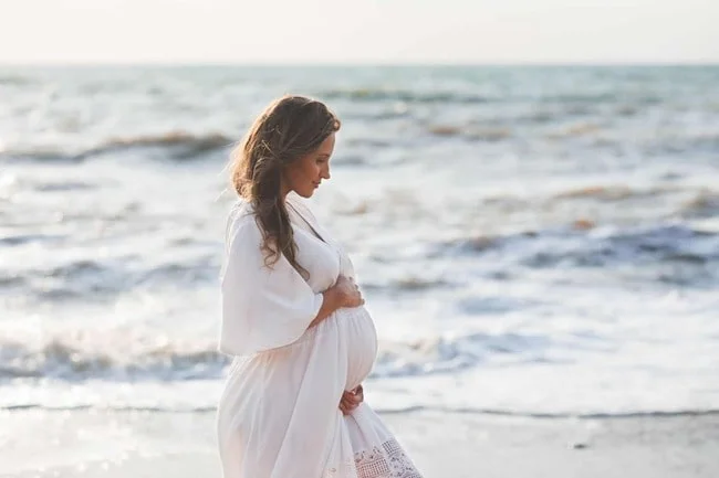 Beach Maternity photoshoot