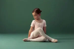 ballerina sitting pose