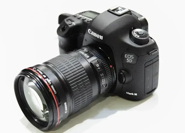 Canon EOS 5D Mark III