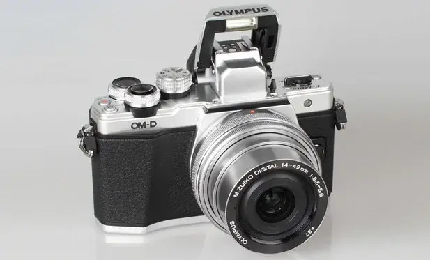 Olympus OM-D E-M10 Mark II