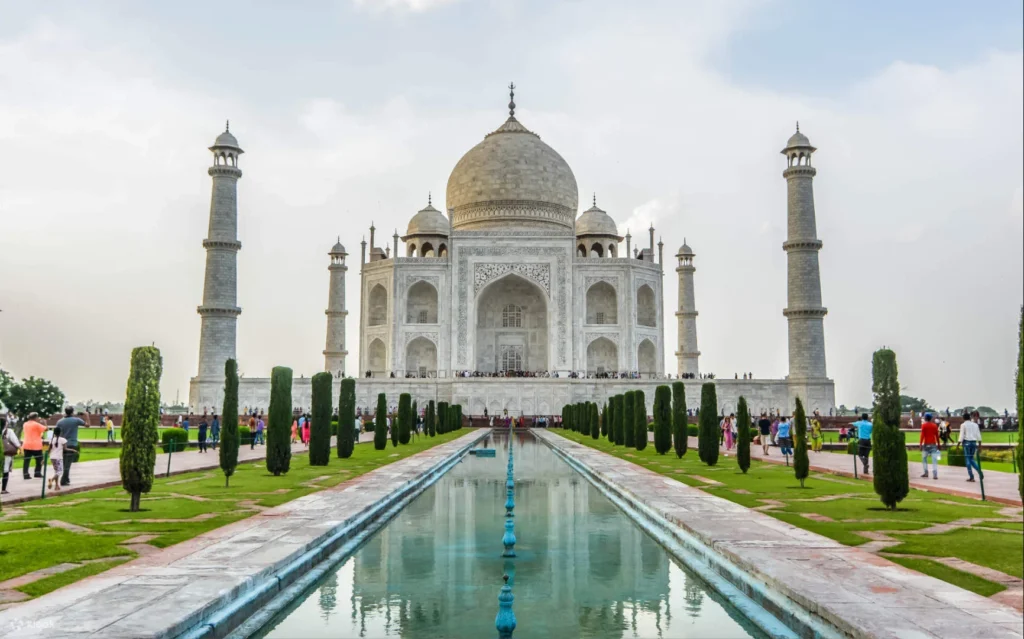 Taj Mahal, India, iconic places