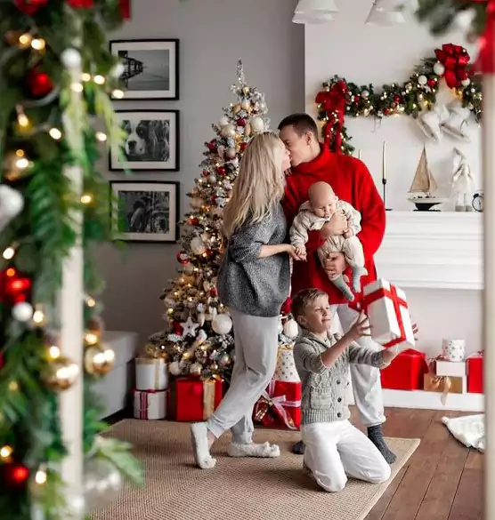 Casual Family Outfits For Christmas