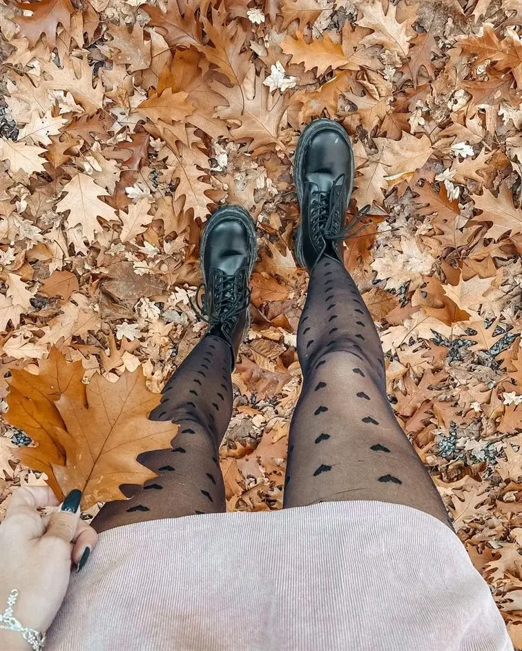 feet in leaves