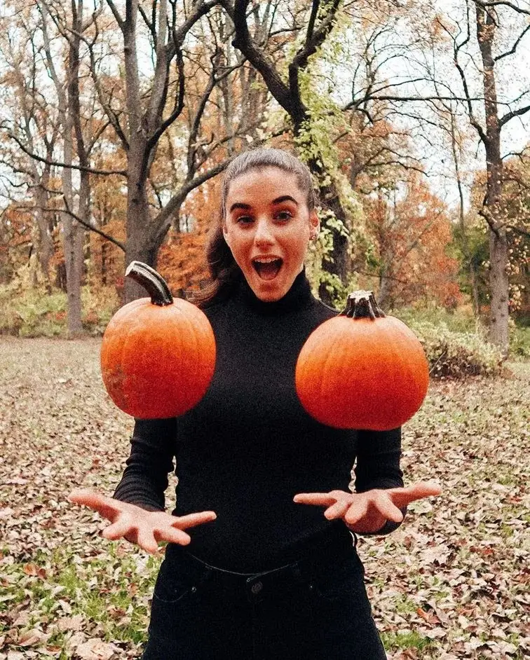 fall picture ideas, funny pumpkins