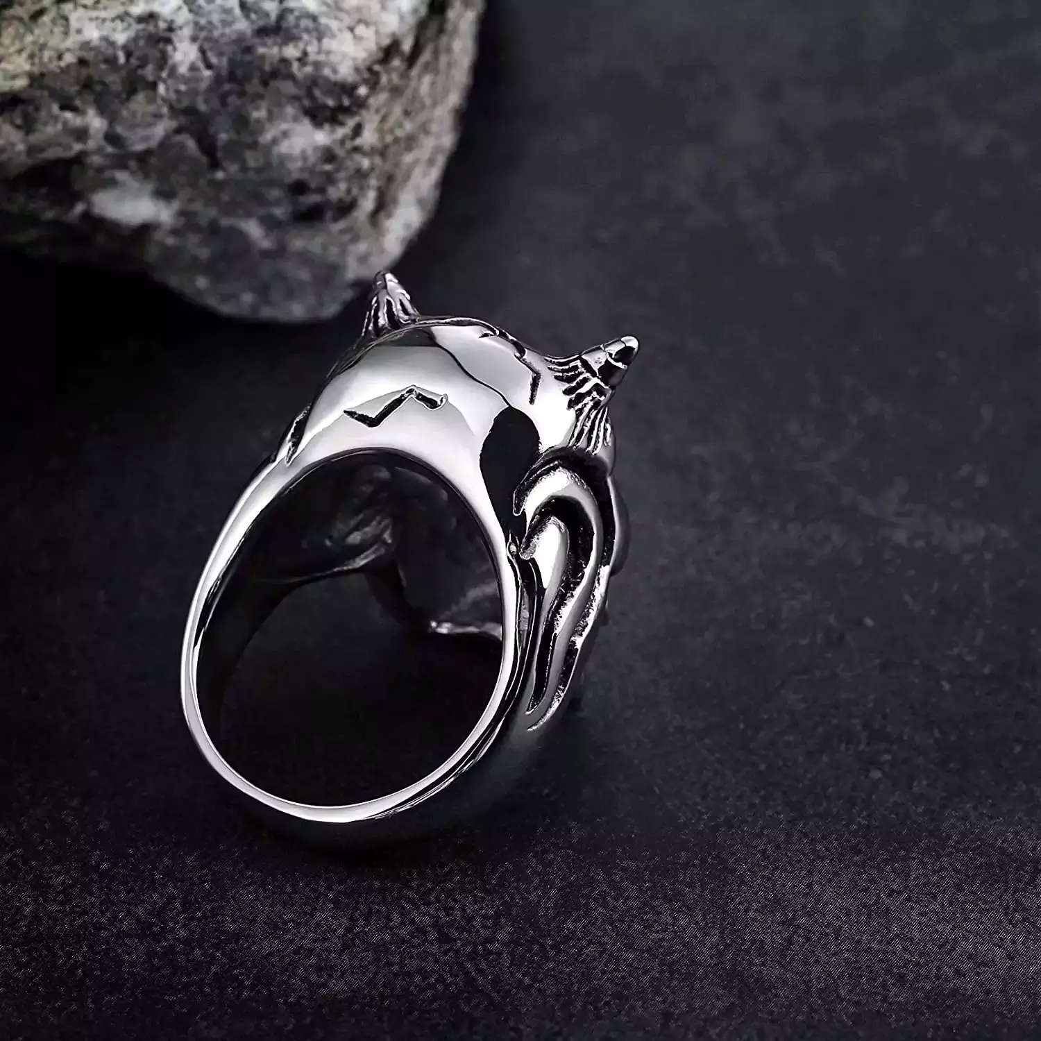 horn wedding ring