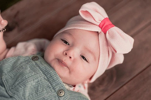 macro newborn photography